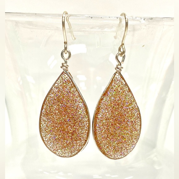HANDMADE Glitter Resin Art Teardrop Dangle Earrings - Picture 8 of 8